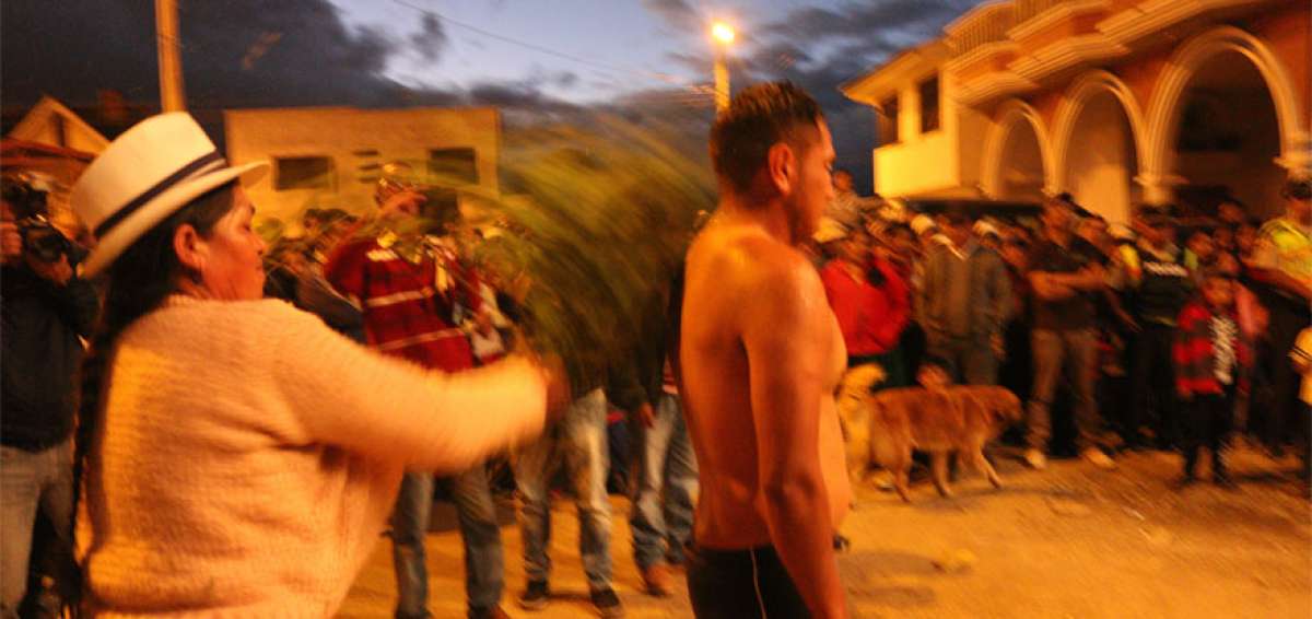 El castigo ind&iacute;gena es considerado como una limpieza para alejar los malos pensamientos y devolver el equilibrio, como tambi&eacute;n la armon&iacute;a al interior de las personas que son sometidas a estos procedimientos.
