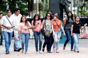 La facultad de Filosof&iacute;a de la UG alberga el mayor n&uacute;mero de estudiantes mujeres: 12.146. Y solo 5 f&eacute;minas en puestos directivos. Foto: William Orellana 