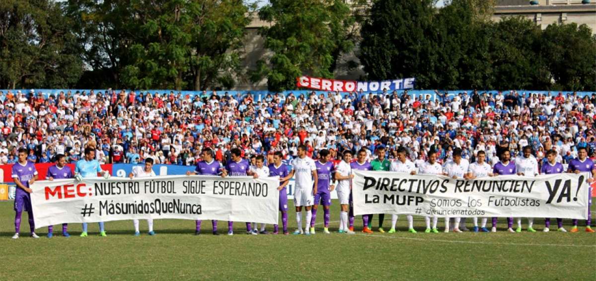 Jugadores uruguayos entran en paro