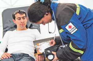 Hasta agosto de 2013 en el banco de sangre del hospital Vicente Corral Moscoso se receptaban 670 unidades como donaci&oacute;n. FOTO: JOS&Eacute; LUIS LLIVISACA 