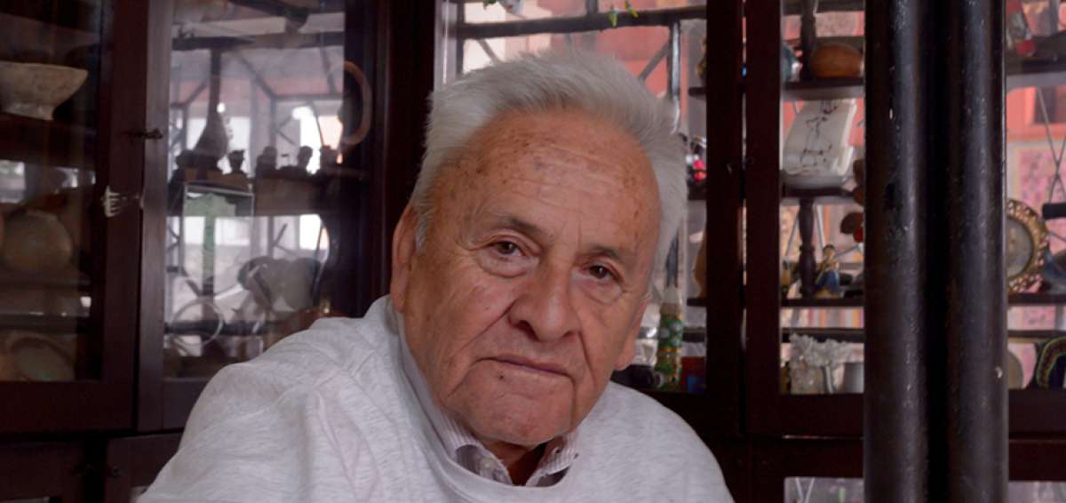 Un poeta cuya vida fue marcada por el terremoto de Ambato