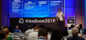 El mundo conoci&oacute; de la pol&iacute;tica Ecuador Digital en Congreso Internacional