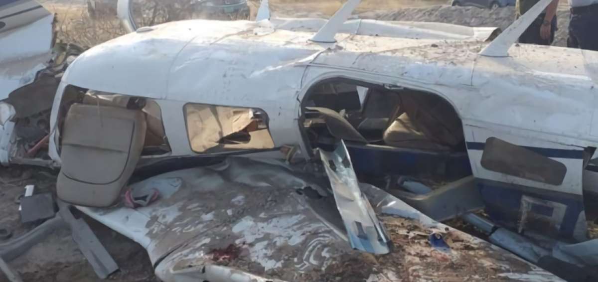Fuselaje de la avioneta que se estrell&oacute; en Par&uacute;. Autoridades indicaron que se conform&oacute; una Junta de Investigaci&oacute;n.