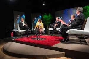 Rafael Correa, presidente de la Rep&uacute;blica, habl&oacute; sobre el momento econ&oacute;mico del pa&iacute;s: salvaguardias, plusval&iacute;a, herencias, entre otros. Foto: John Guevara.