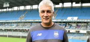 Omar De Felippe, t&eacute;cnico de Emelec.
