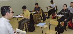 Las clases son intensas, por ello es necesario poner mucha atenci&oacute;n a las instrucciones de los docentes.   