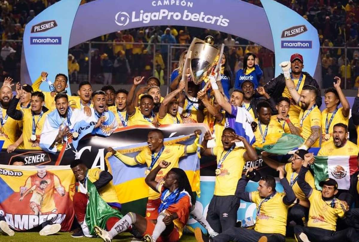 Aucas rompió la historia del fútbol ecuatoriano: campeón por primera vez
