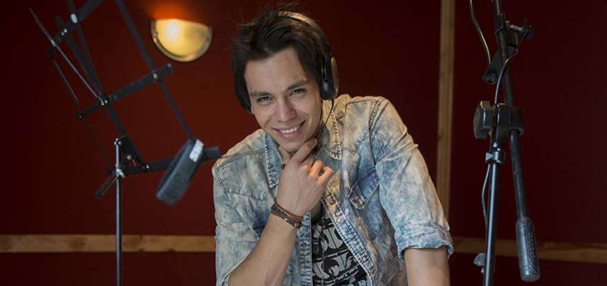 Gutto Vicu&ntilde;a recuerda que cuando ten&iacute;a 11 a&ntilde;os, reci&eacute;n llegado a Quito desde Brasil, no hablaba espa&ntilde;ol y por eso se refugi&oacute; en la m&uacute;sica.