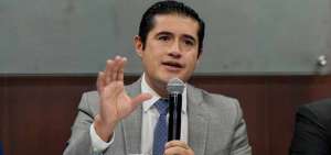 El ministro de Econom&iacute;a y Finanzas, Richard Mart&iacute;nez, durante una intervenci&oacute;n p&uacute;blica.