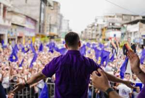 El oficialismo alista sus cuadros para disputar Quito, Guayaquil y Cuenca
