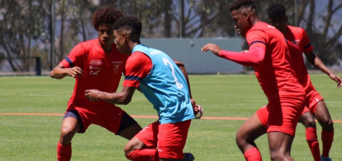 C&eacute;lico demanda compromiso de los preseleccionados Sub20