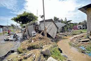 Las inundaciones se registraron en zonas que carecen de alcantarillado o que est&aacute;n ubicadas al pie de canales pluviales. Foto: Miguel Castro.