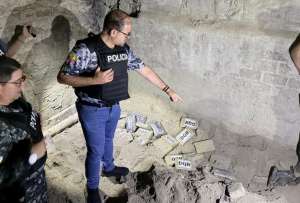 Polic&iacute;a decomis&oacute; 560 paquetes de droga en una caleta subterr&aacute;nea en Samborond&oacute;n