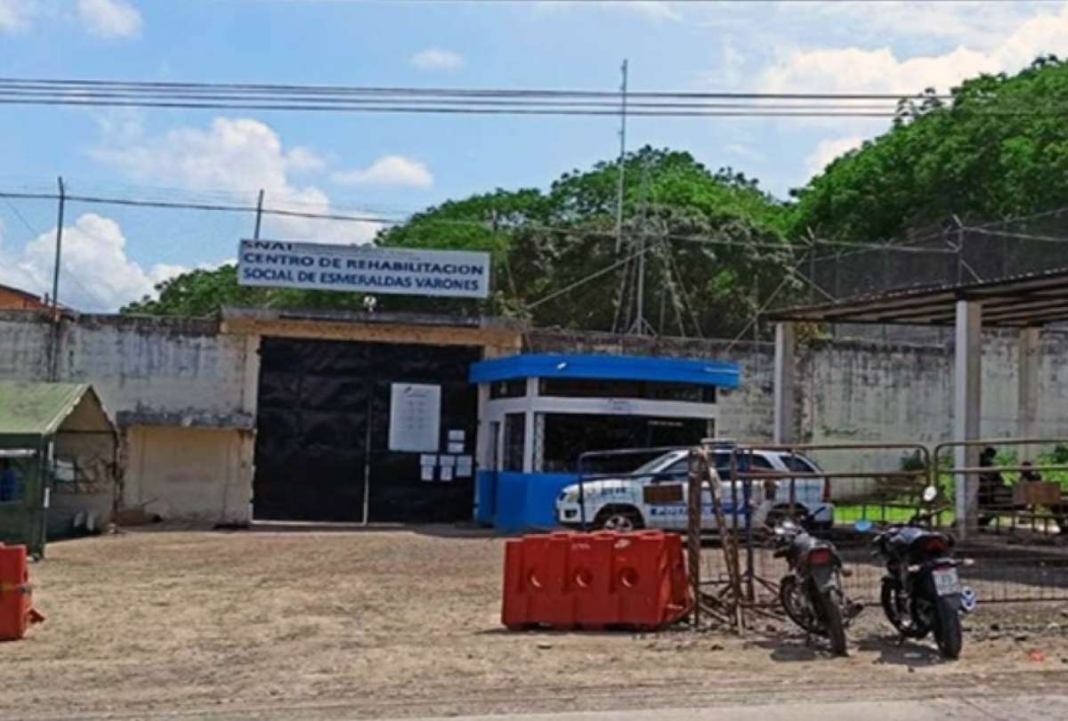 Fiscalía formula cargos contra 39 reclusos por asesinato