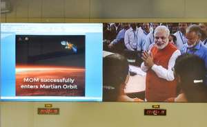 "La historia se escribe hoy", dijo el primer ministro indio Narendra Modi, al anunciar que la sonda Mangalyaan ya orbita el planeta rojo. Foto: AFP