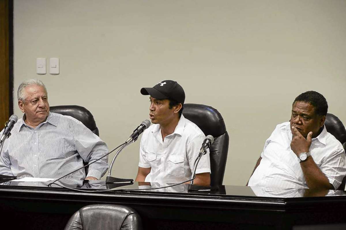 Comisi&oacute;n entregar&aacute; en 2 semanas el borrador del contrato &uacute;nico