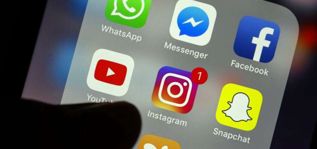  La desinformaci&oacute;n sobre el covid-19 en las redes sociales hace dif&iacute;cil encontrar recursos fiables, asegura especialista en medios de comunicaci&oacute;n.