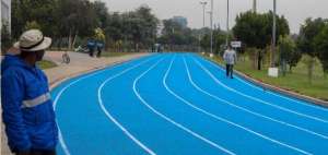 Municipio de Quito analiza restringir el paso por la nueva pista de La Carolina (Encuesta)