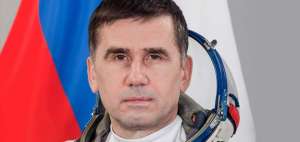 Rusia retrasa el regreso de tres astronautas a la Tierra
