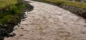 Los r&iacute;os se contaminan en cantones