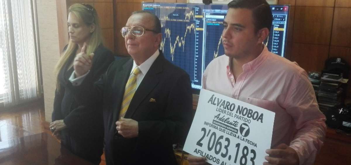 &Aacute;lvaro Noboa propone a Lasso, Moncayo y Viteri unirse y lanzar un solo candidato