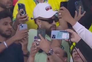 Doble de Neymar confunde a los aficionados en Qatar