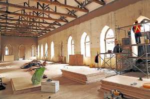 La escuela Central  La Inmaculada es reconstruida en su totalidad.