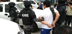 El detenido fue llevado al Cuartel Modelo, custodiado por los efectivos del Grupo de Operaciones Especiales (GOE).