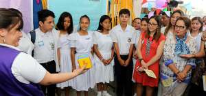 En el colegio Dolores Sucre de Guayaquil se desarroll&oacute; la presentaci&oacute;n de la Pol&iacute;tica Intersectorial de Prevenci&oacute;n de Embarazos en ni&ntilde;as y adolescentes.    