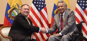El presidente de Ecuador, Len&iacute;n Moreno, y el secretario de Estado de EEUU, Mike Pompeo, en Guayaquil.