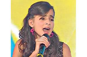 Adriana, la mantense que destaca en Factor X