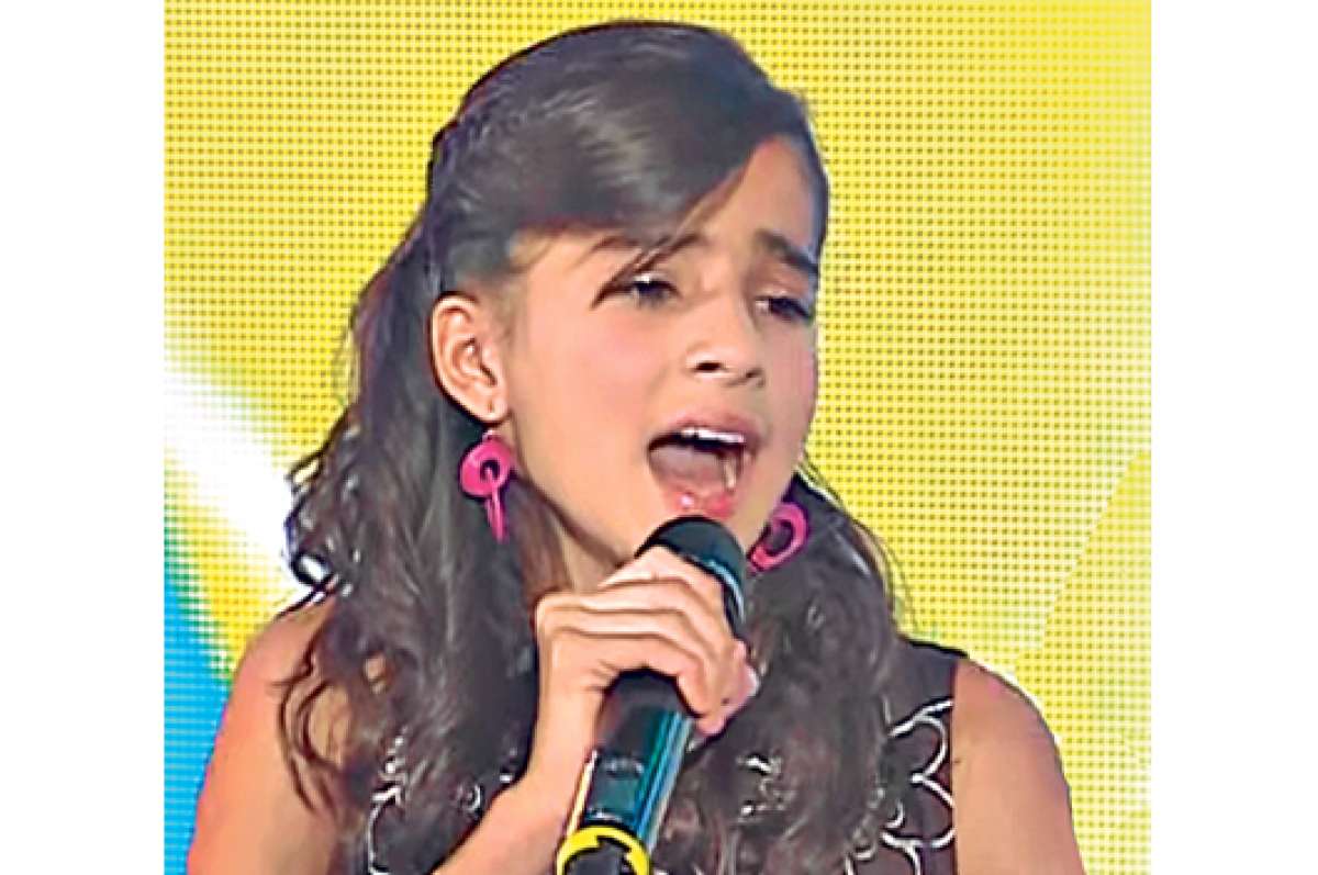 Adriana, la mantense que destaca en Factor X