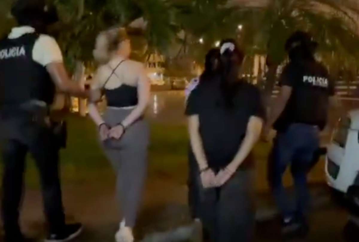 Las sospechosas fueron detenidas durante un operativo ejecutado por la UNASE.