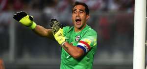 Claudio Bravo fue autocr&iacute;tico con el desempe&ntilde;o de la selecci&oacute;n chilena en las eliminatorias.  