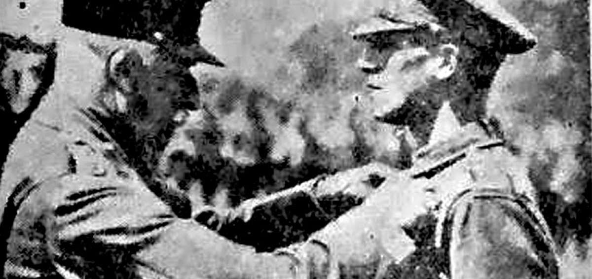 El duque Arturo de Connaught condecor&oacute; a h&eacute;roe