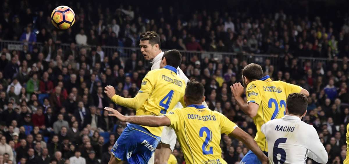Las Palmas baj&oacute; del liderato de la liga al Real Madrid