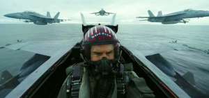 Tom Cruise vuelve en el papel del piloto Maverick, luego de tres d&eacute;cadas de expectativa de los fans de este filme cl&aacute;sico de aviaci&oacute;n de los a&ntilde;os ochenta. 
