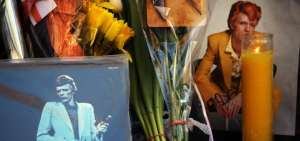 Videos musicales de Bowie rompen r&eacute;cord de visitas luego de su muerte