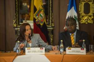 La ministra Mar&iacute;a Fernanda Espinosa y su hom&oacute;logo de Hait&iacute;, Lener Renauld, detallaron las acciones de apoyo ejecutadas desde 2010. Foto: Fernando Sandoval /  El Tel&eacute;grafo 