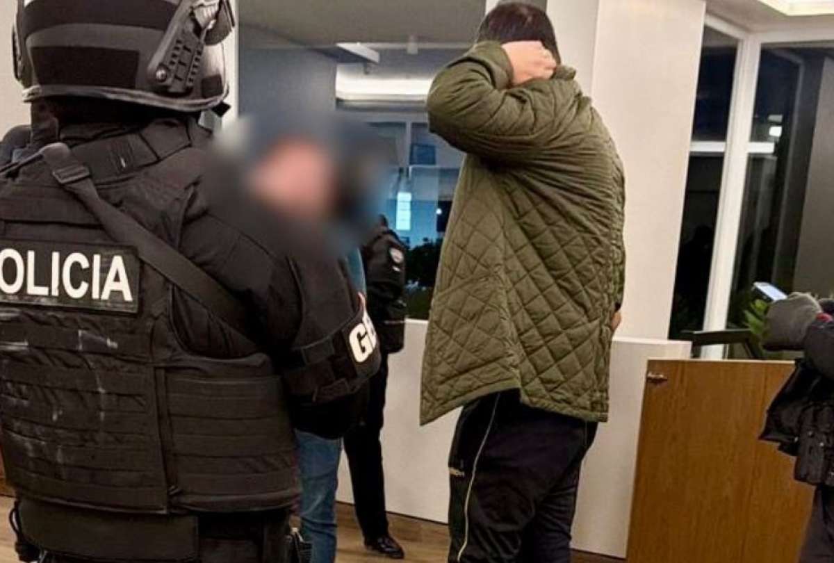 Detienen al alcalde de Guayaquil Aquiles Alvarez en el caso Goleada por presunta delincuencia organizada