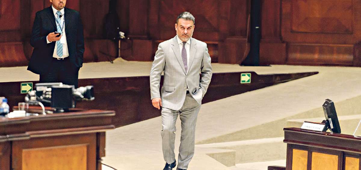 Comparecencia de Jos&eacute; Serrano. La tarde del mi&eacute;rcoles 7 de marzo la Asamblea Nacional aprob&oacute; que Jos&eacute; Serrano y Carlos Baca comparecieran ante el pleno. La comparecencia fue el pasado viernes.