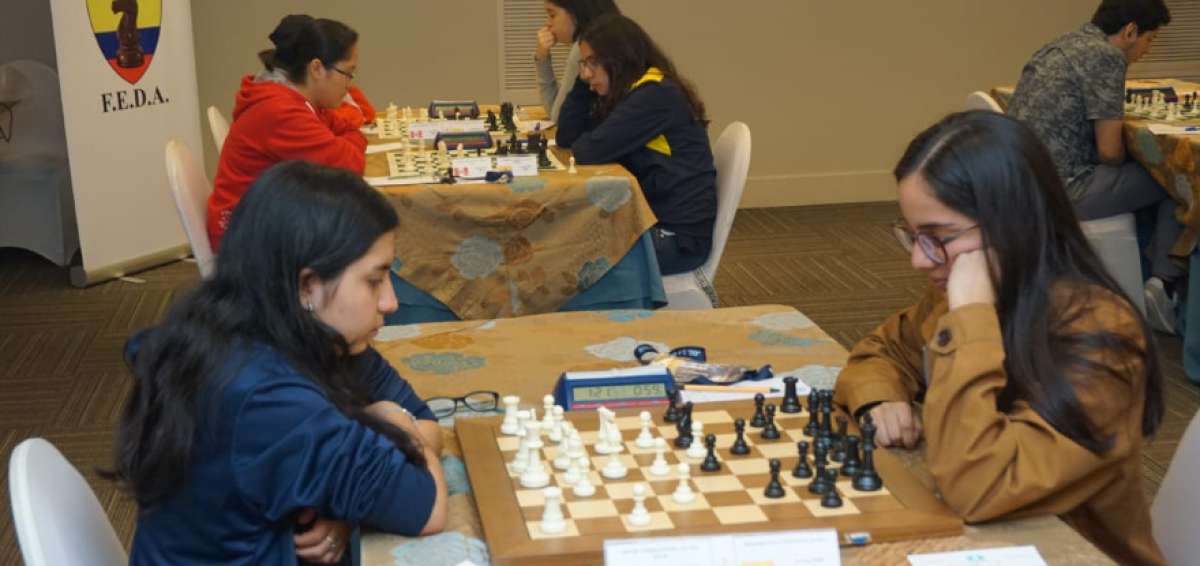 La deportista tricolor Anah&iacute; Ortiz (i) es una de las principales figuras de este deporte a nivel nacional.