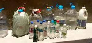 Ocho personas mueren tras beber alcohol en celebraciones