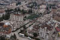 Cifra de muertos por el terremoto en Turquía sigue en aumento