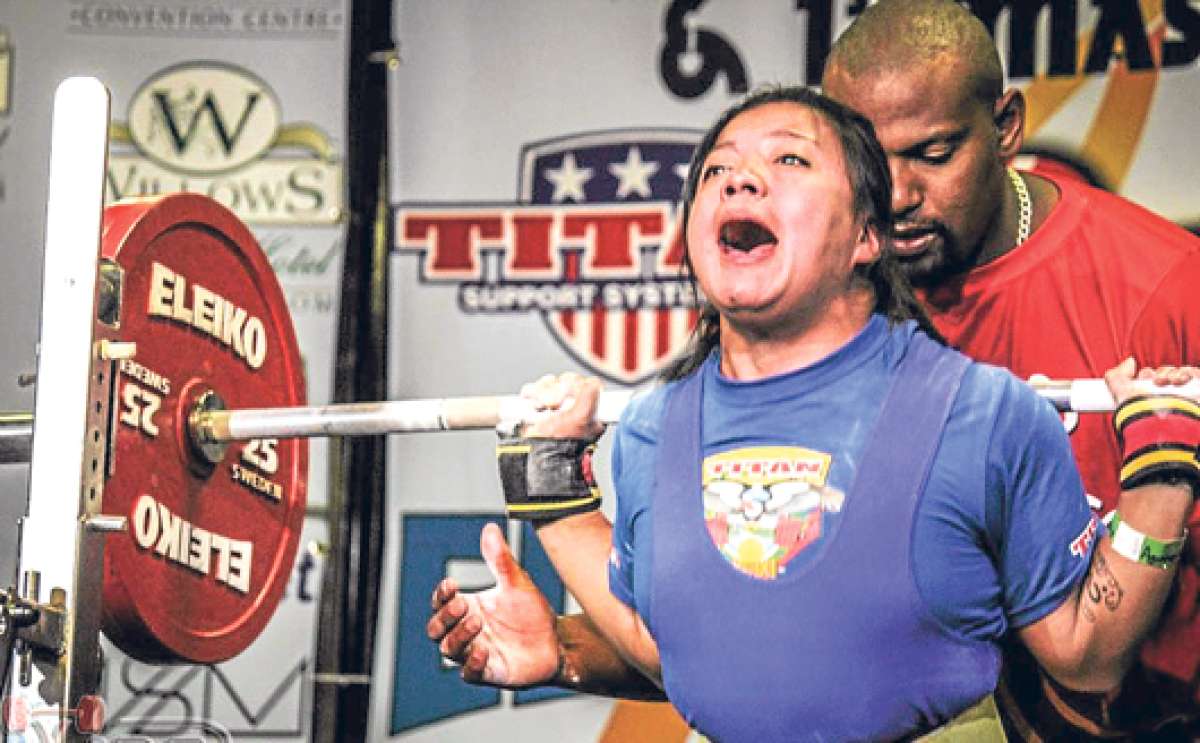 La quite&ntilde;a Johanna Aguinaga, que compite en los -63 kilos, levant&oacute; un total de 510 kg y se ubic&oacute; segunda en el Mundial de Levantamiento de Potencia. Foto: Cortes&iacute;a.