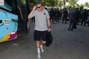 Las selecciones de Inglaterra, Grecia, Rusia y Argelia llegan a Brasil