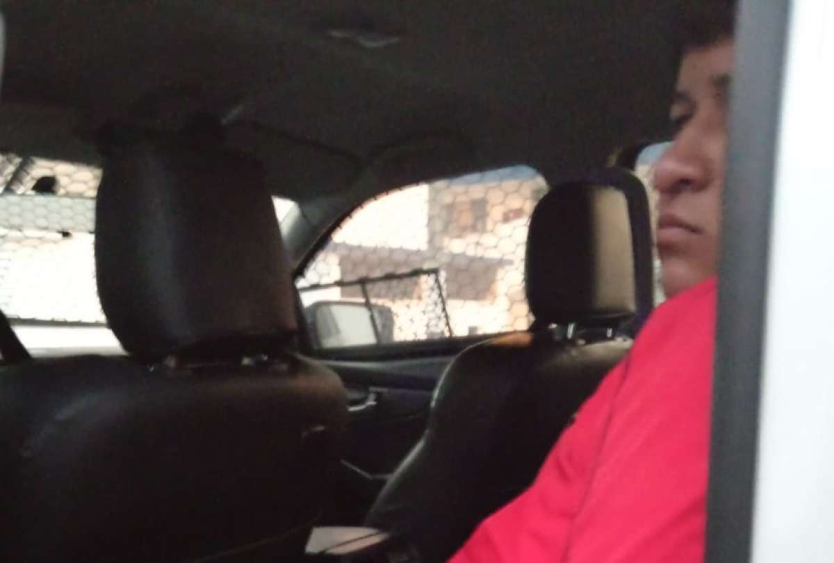 Dos sujetos en moto fueron detenidos tras disparar contra polic&iacute;as en Guayaquil