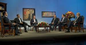 Por primera vez en 8 a&ntilde;os de Gobierno, el presidente Rafael Correa debati&oacute; con tres economistas de oposici&oacute;n. Foto: Fernando Sandoval / EL TEL&Eacute;GRAFO 