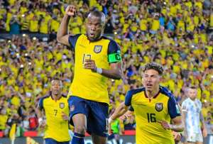 Enner Valencia, con el peso del gol y de la historia en Ecuador