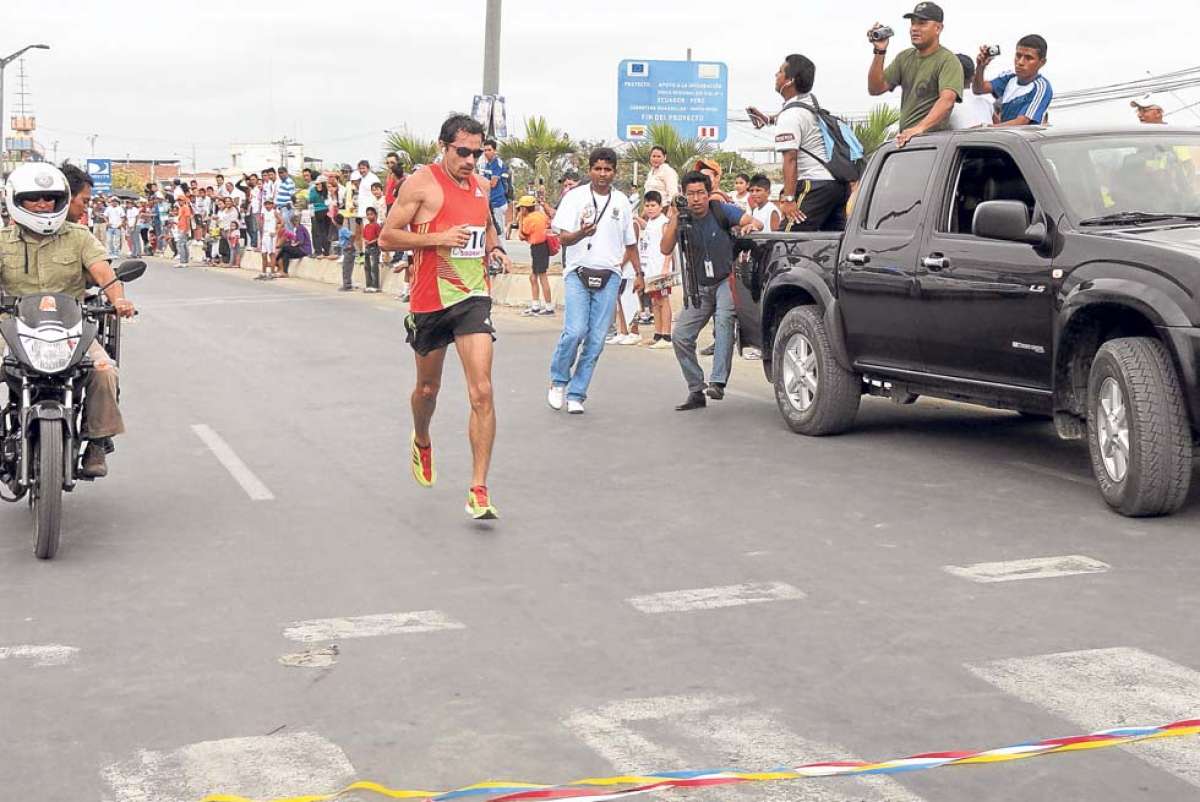 El equipo ecuatoriano estuvo liderado por el experimentado atleta Byron Piedra. Con el segundo lugar, logr&oacute; la clasificaci&oacute;n al mundial de la disciplina en China. Foto: Internet.